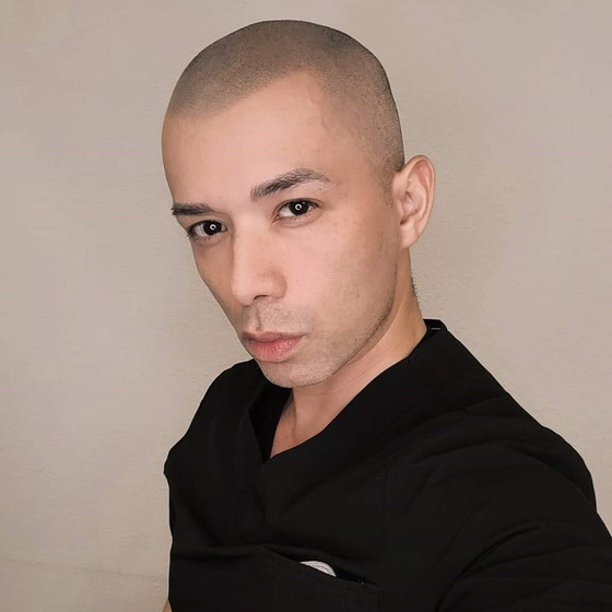 Dennis Romero